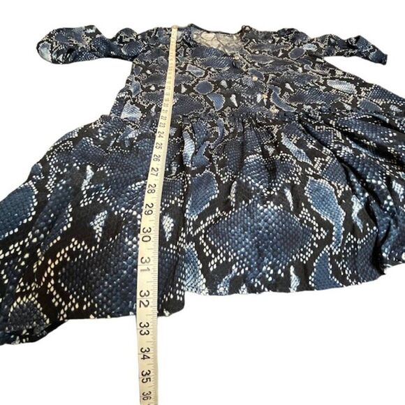 ZARA Dress Drop Waist Snakeskin Print Deep V-neck Button Blue Size Small - Picture 8 of 10